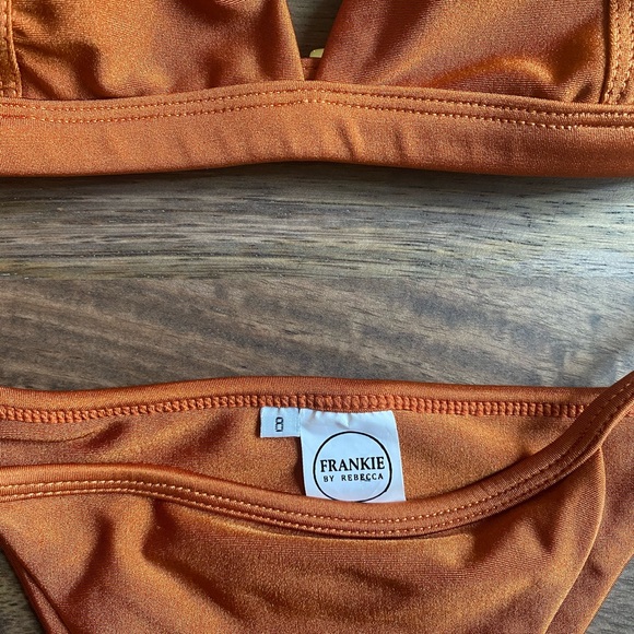 Frankie’s swimwear darling bikini in rust. - Picture 4 of 4